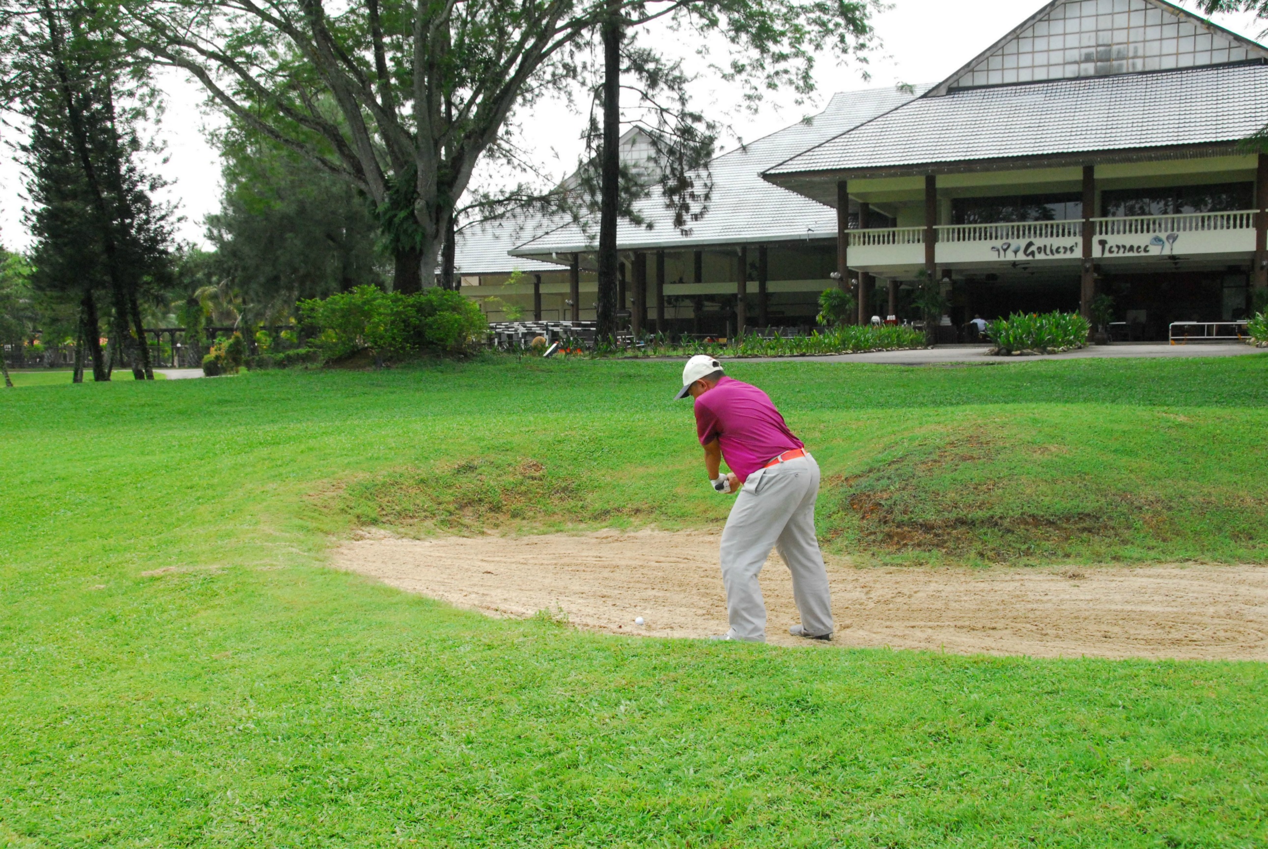 PRO15 157 GOLF DSC 0488.JPG